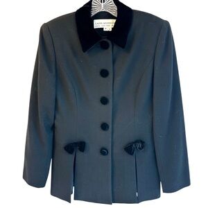 Vintage Laura Madrigano Paris New York Milan Black Wool and Velvet Blazer Size 4